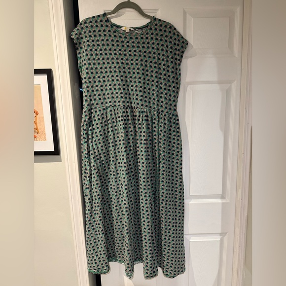 Boden T-Shirt Midi Dress - Picture 6 of 11
